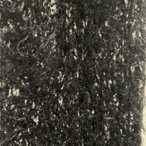 Super soft scarf   - Picture 2 of 2